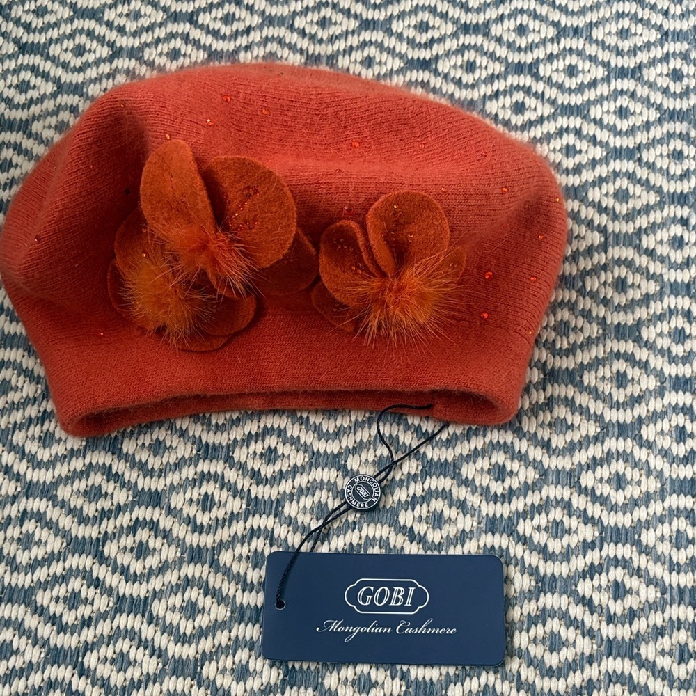 NWT GOBI cashmere béret